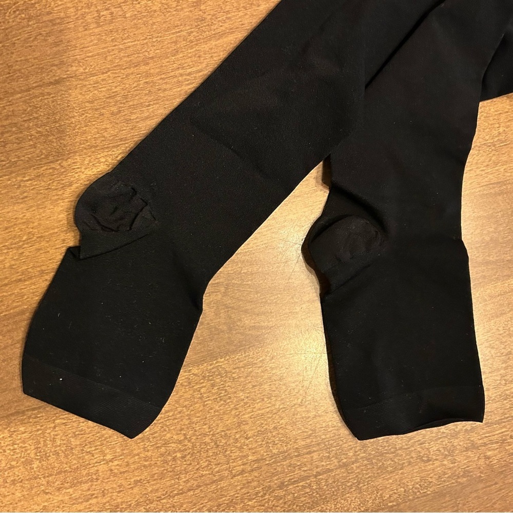 Juzo Compression Stockings 20-30 mmHg Knee High Open Toe Silicone Nub Band NWOT - Picture 8 of 9